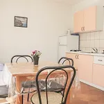 Bartolic شقة *