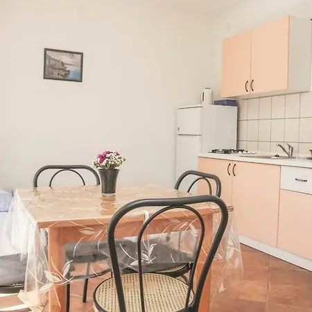 Bartolic Apartment *